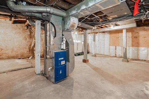 582 Burnell St, Winnipeg, MB 