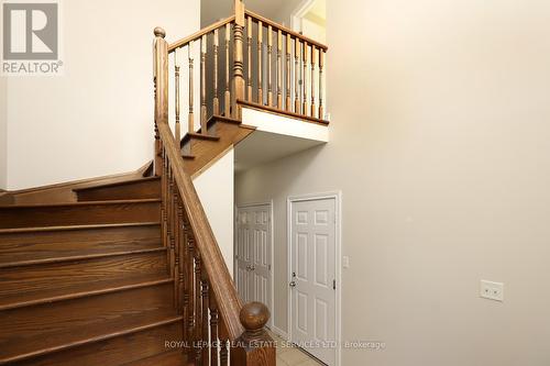 5229 Autumn Harvest Way, Burlington, ON - Indoor Photo Showing Other Room