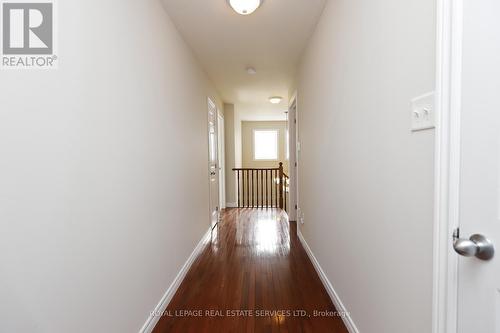 5229 Autumn Harvest Way, Burlington, ON - Indoor Photo Showing Other Room