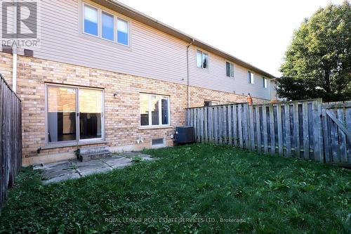 5229 Autumn Harvest Way, Burlington, ON - Outdoor