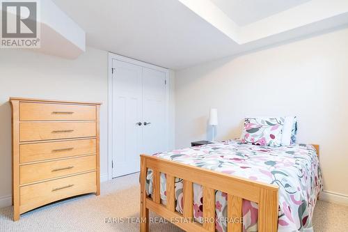 12 Grace Crescent, Oro-Medonte, ON - Indoor Photo Showing Bedroom
