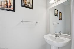 Bathroom featuring a sink - 