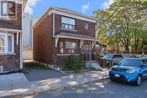 15-17 Augusta Avenue, Toronto, ON 
