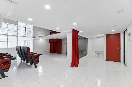 Cinéma maison - 8855 Boul. Gouin E., Montréal (Rivière-Des-Prairies/Pointe-Aux-Trembles), QC - Indoor Photo Showing Other Room