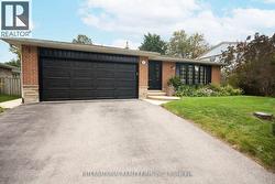 2292 DEVON ROAD  Oakville, ON L6J 5R4
