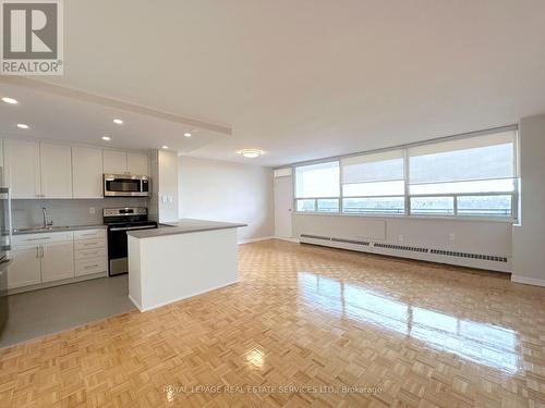 902 - 12 Rockford Road, Toronto, ON 