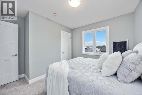 668 Ketter Way, Plympton-Wyoming, ON - Indoor Photo Showing Bedroom