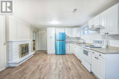 Lower - 38 Hopperton Drive, Toronto, ON - Indoor Photo Showing Kitchen