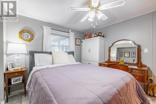 194 - 3033 Townline Road, Fort Erie (Black Creek), ON - Indoor Photo Showing Bedroom