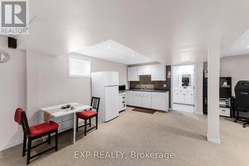 35 Viscount Way, East Gwillimbury, ON - Indoor