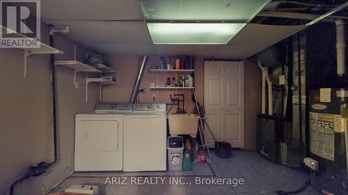 3360 Scotch Pine Gate, Mississauga, ON - Indoor Photo Showing Laundry Room