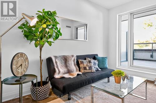 310 - 700 Sheppard Avenue W, Toronto, ON - Indoor Photo Showing Other Room