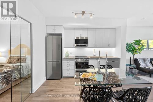 310 - 700 Sheppard Avenue W, Toronto, ON - Indoor Photo Showing Kitchen With Upgraded Kitchen