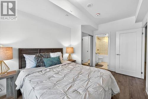 310 - 700 Sheppard Avenue W, Toronto, ON - Indoor Photo Showing Bedroom