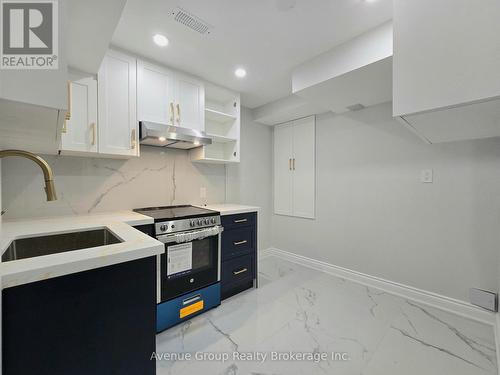 Lower - 38 Vipond Road, Whitby, ON - Indoor Photo Showing Kitchen