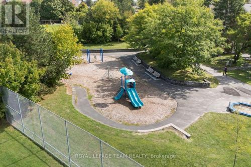 239 Paseo Private, Ottawa, ON - Outdoor