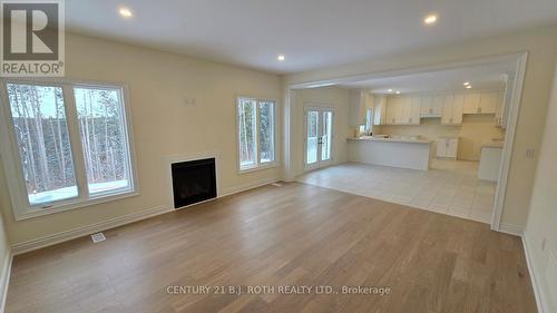 61 Ruby Ridge, Oro-Medonte, ON - Indoor With Fireplace