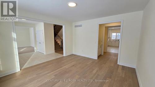 61 Ruby Ridge, Oro-Medonte, ON - Indoor Photo Showing Other Room
