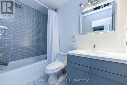 3826 Allcroft Road, Mississauga, ON - Indoor Photo Showing Bathroom