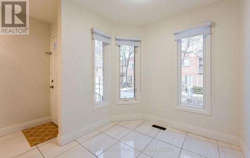 12 - 5020 Delaware Drive, Mississauga, ON - Indoor Photo Showing Other Room