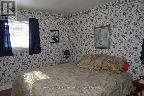9 Parkview Heights, Quinte West (Trenton Ward), ON - Indoor Photo Showing Bedroom