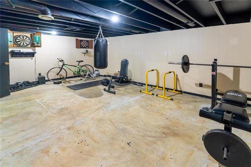 10 Larter Crescent, Winnipeg, MB - Indoor Photo Showing Gym Room