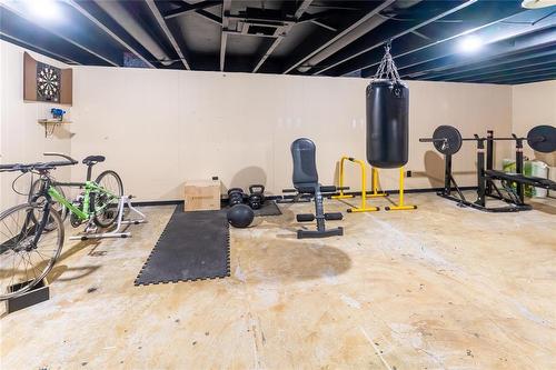 10 Larter Crescent, Winnipeg, MB - Indoor Photo Showing Gym Room