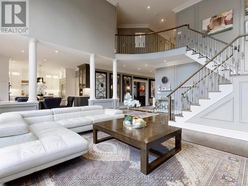 5 Trilogy Court, Richmond Hill, ON - Indoor Photo Showing Other Room