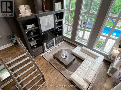 5 Trilogy Court, Richmond Hill, ON - Indoor