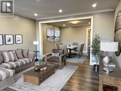 70 HISEY CRESCENT  Toronto, ON M3N 1V1