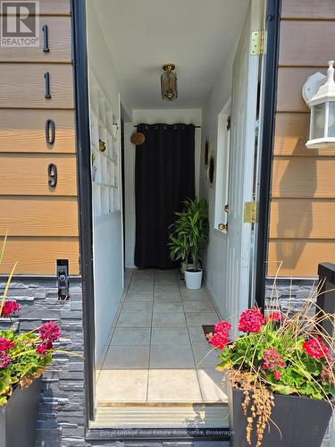 Main - 1109 Caven Street, Mississauga, ON -  Photo Showing Other Room