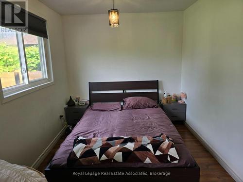 Main - 1109 Caven Street, Mississauga, ON - Indoor Photo Showing Bedroom