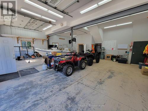 5631 Upper Big Chute Road, Severn, ON - Indoor Photo Showing Garage