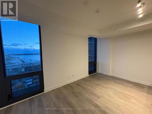 911 - 35 Parliament Street, Toronto, ON - Indoor Photo Showing Other Room