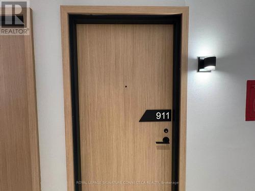 911 - 35 Parliament Street, Toronto, ON - Indoor