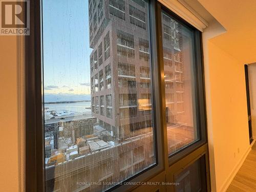 911 - 35 Parliament Street, Toronto, ON -  Photo Showing Other Room