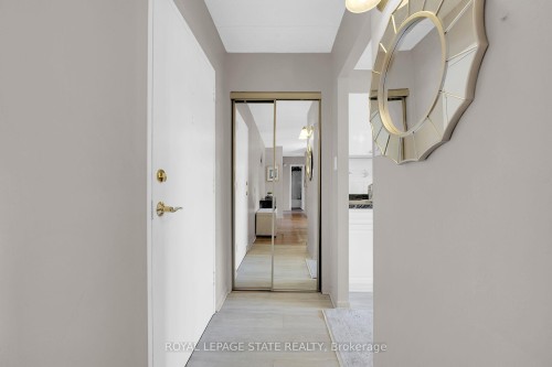 220-198 Scott Street, St. Catharines, ON - Indoor Photo Showing Other Room