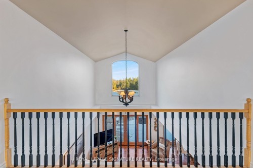 5359 Eighth Line, Erin, ON - Indoor Photo Showing Other Room