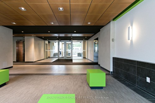 2102-666 Spadina Avenue, Toronto, ON - Indoor Photo Showing Other Room