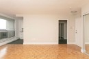 2102-666 Spadina Avenue, Toronto, ON  - Indoor Photo Showing Other Room 