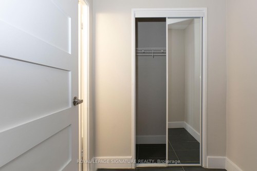 2102-666 Spadina Avenue, Toronto, ON - Indoor Photo Showing Other Room