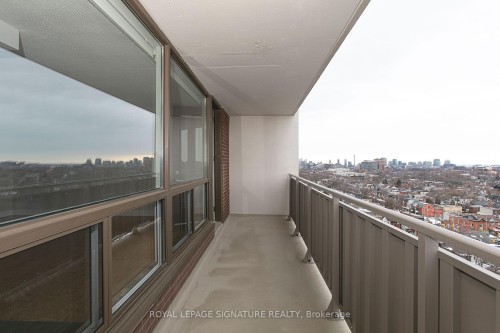 1212-666 Spadina Avenue, Toronto, ON - Outdoor With View With Exterior