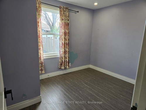 373 East 27Th Street, Hamilton, ON - Indoor Photo Showing Other Room