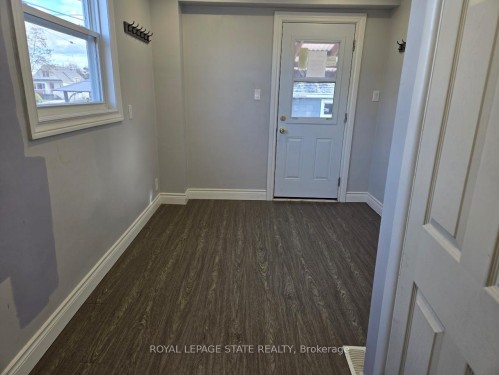373 East 27Th Street, Hamilton, ON - Indoor Photo Showing Other Room