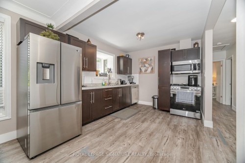 77 Fairview Road, Grimsby, ON - Indoor Photo Showing Kitchen With Stainless Steel Kitchen