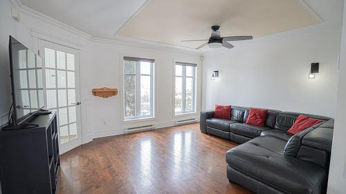 Salon - 71Z  - 73Z Place Bourdages, Terrebonne (Terrebonne), QC - Indoor Photo Showing Living Room