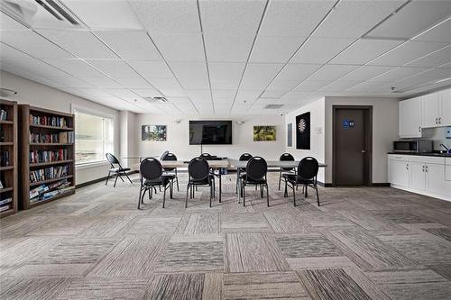 308-130 Creek Bend Rd, Winnipeg, MB 