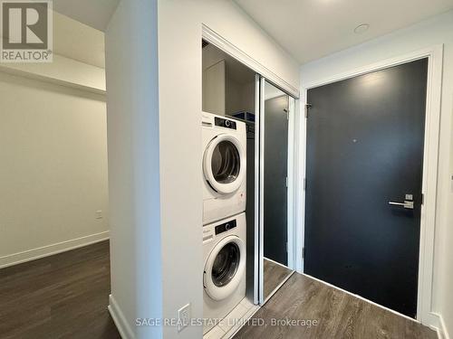 Washer/Dryer - 2709 - 89 Mcgill Street, Toronto, ON - Indoor Photo Showing Laundry Room
