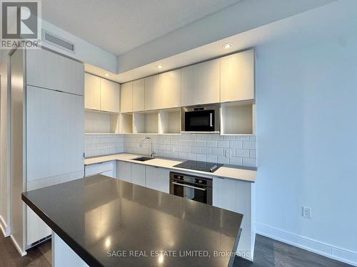 Kitchen - 2709 - 89 Mcgill Street, Toronto, ON - Indoor Photo Showing Kitchen