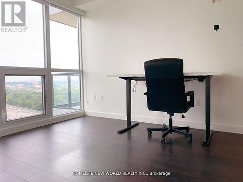 1912 - 85 Mcmahon Drive, Toronto, ON - Indoor Photo Showing Gym Room